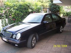Φωτογραφία για μεταχειρισμένο MERCEDES E 200 Kompressor Elegance του 2002 στα &euro; 9.500