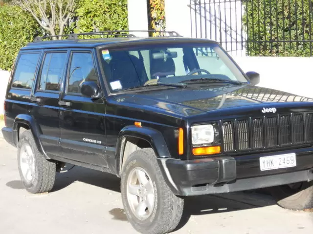 JEEP CHEROKEE