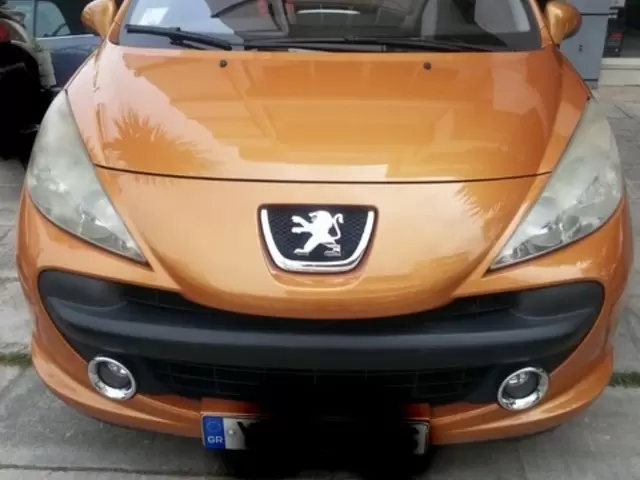 PEUGEOT 207