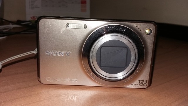 Εικόνα 1 από 9 - Φωτογραφική Μηχανή Sony -  Κεντρικά & Νότια Προάστια >  Νέα Σμύρνη
