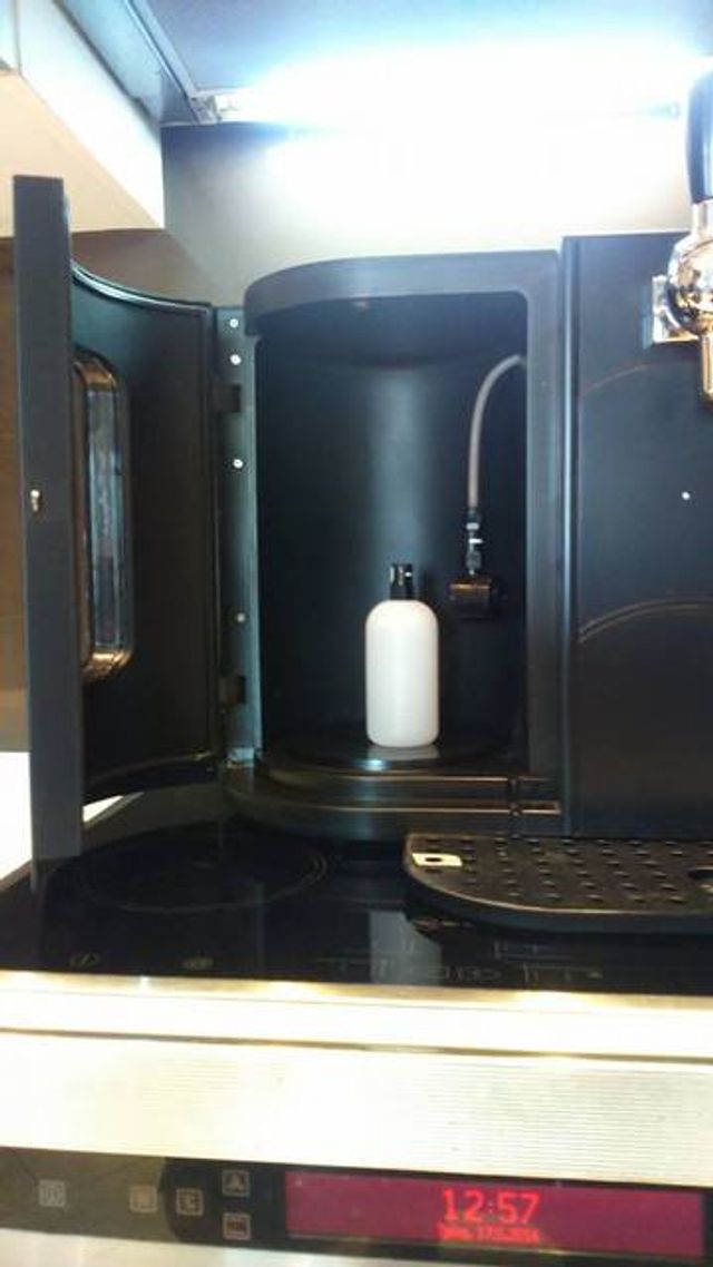 Εικόνα 1 από 5 - Οικιακές Ηλεκτρικές Συσκευές_Μικροσυσκευές -  Κεντρικά & Νότια Προάστια >  Παλαιό Φάληρο