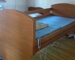 Κρεβάτι πολύσπαστο νοσοκομειακό, στρώμα - Νεάπολη