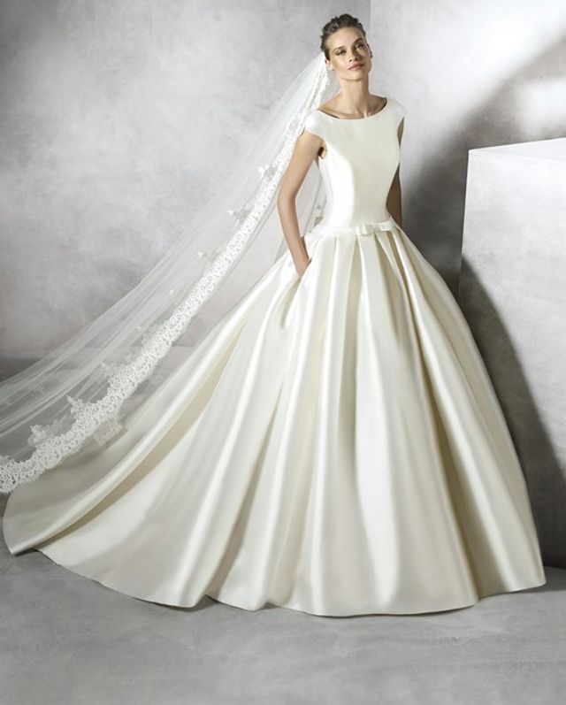 Εικόνα 1 από 7 - Νυφικό - Πελοπόννησος >  Ν. Κορίνθου