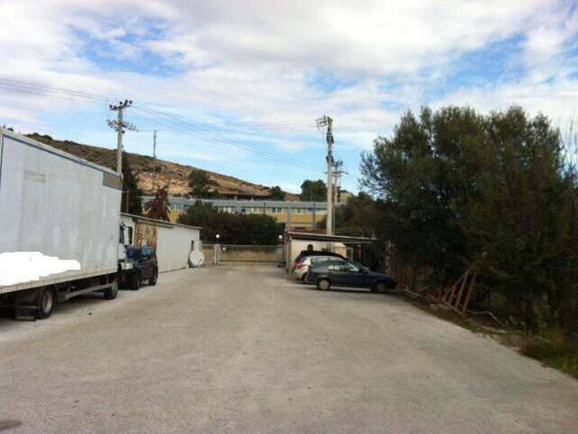Commercial property for sale Kropia Industrial space 4.400 sq.m.