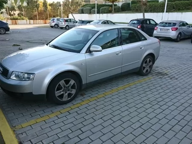 AUDI A4 SEDAN