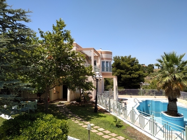 Home for rent Aulis Maisonette 210 sq.m. furnished