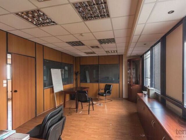 Πώληση επαγγελματικού χώρου Ηράκλειο (Πράσινος Λόφος) Γραφείο 990 τ.μ.