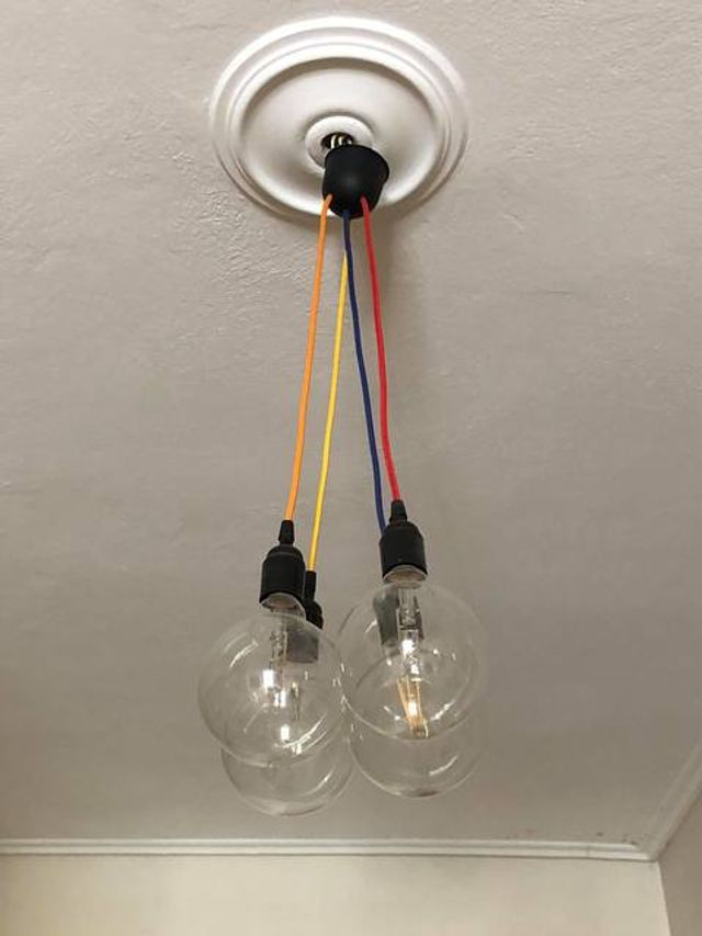 Εικόνα 1 από 2 - Φωτιστικό Οροφής Πολύχρωμο -  Βόρεια & Ανατολικά Προάστια >  Χαλάνδρι