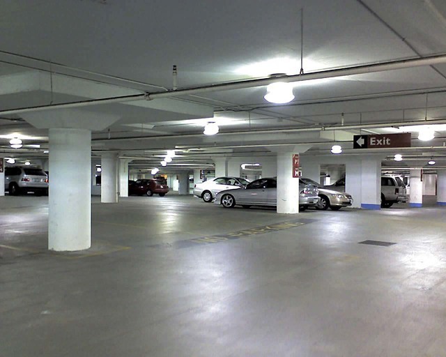 Indoor parking - Center