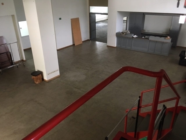 Commercial property for rent Metamorfosi Building 920 sq.m.