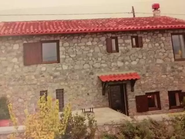 Πώληση κατοικίας Άνω Καλύβια Μεζονέτα 145 τ.μ. επιπλωμένο ανακαινισμένο