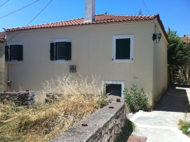 Home for sale Kampos Detached House 71 sq.m. renovated