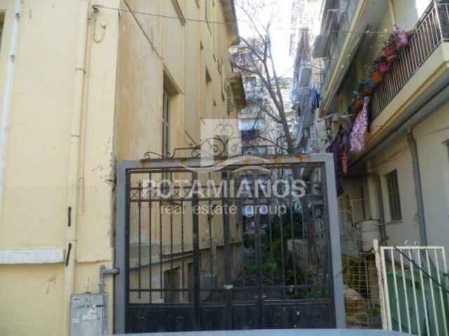 Πώληση επαγγελματικού χώρου Θεσσαλονίκη (Ανάληψη) Κτίριο 600 τ.μ.