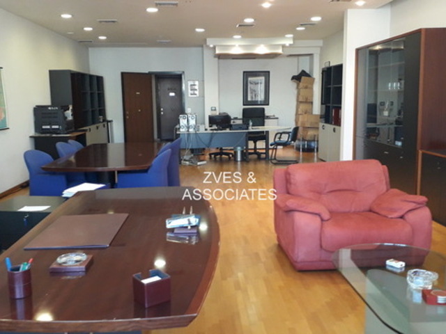 Πώληση επαγγελματικού χώρου Θεσσαλονίκη (Κέντρο) Γραφείο 250 τ.μ.