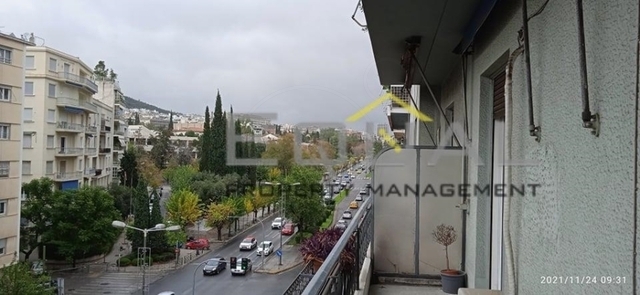 Ενοικίαση επαγγελματικού χώρου Αθήνα (Παγκράτι) Γραφείο 112 τ.μ. ανακαινισμένο
