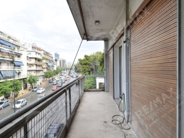 Πώληση επαγγελματικού χώρου Αθήνα (Νοσοκομείο Παίδων) Γραφείο 120 τ.μ.