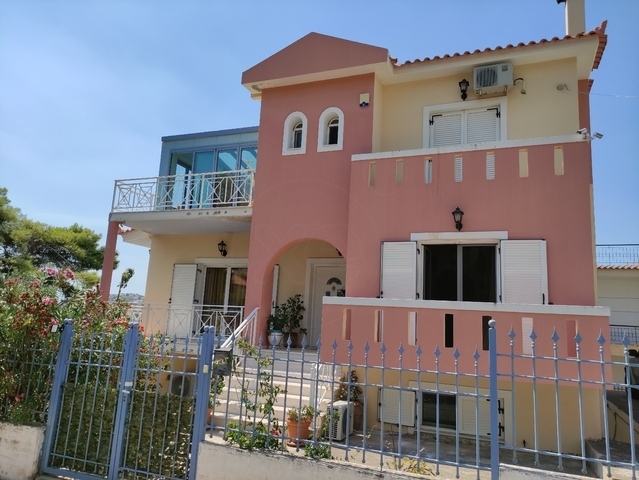 Home for sale Agia Marina (Agios Dimitrios) Detached House 228 sq.m.