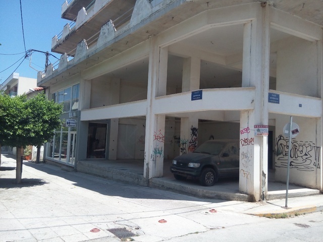 Commercial property for sale Kiato Store 100 sq.m.