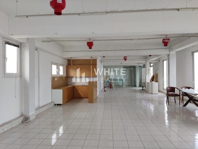 Commercial property for rent Pireas (Hippodamia Square) Office 350 sq.m. renovated