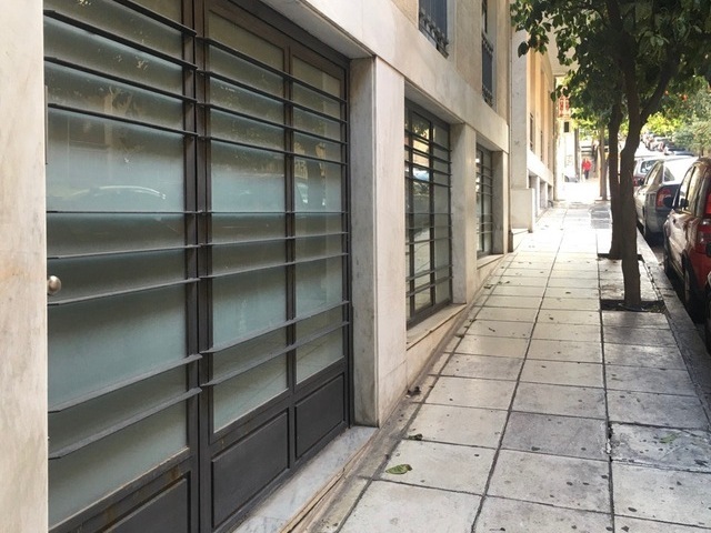 Πώληση επαγγελματικού χώρου Αθήνα (Ιπποκράτους) Γραφείο 300 τ.μ. ανακαινισμένο