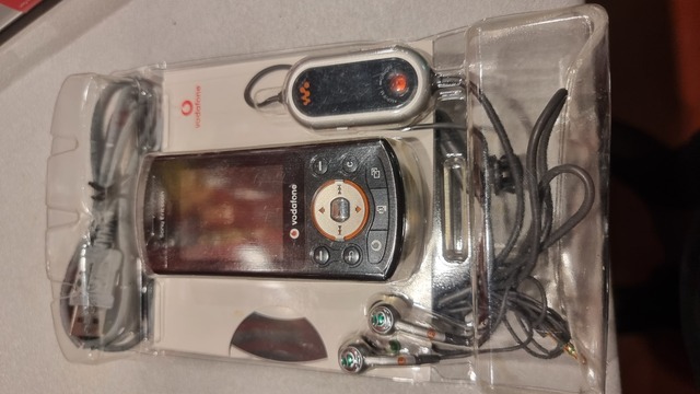 Εικόνα 1 από 9 - Sony Ericsson W900i -  Κεντρικά & Νότια Προάστια >  Άλιμος