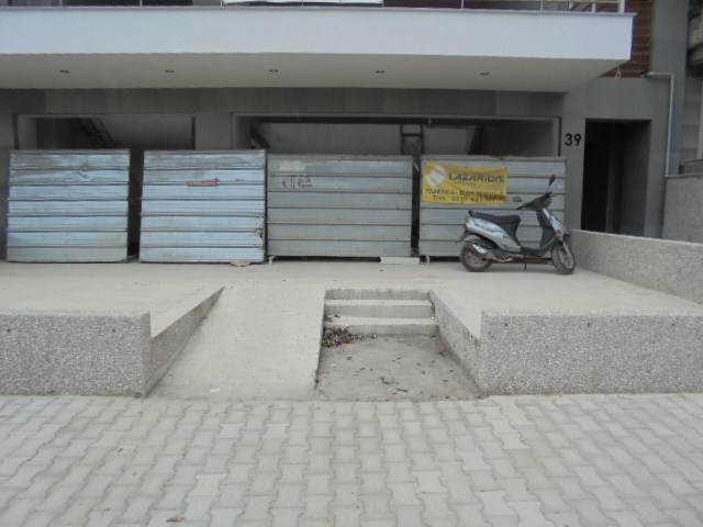 Commercial property for sale Kalamaria Store 223 sq.m.
