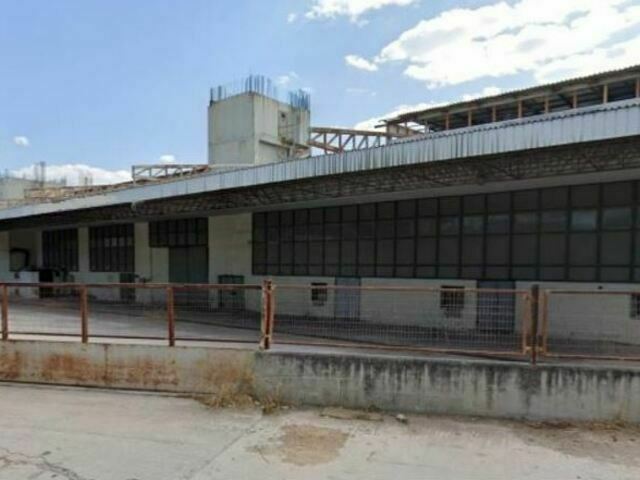 Πώληση επαγγελματικού χώρου Αθήνα (Ακαδημία Πλάτωνος) Βιομηχανικός χώρος 7.664 τ.μ.