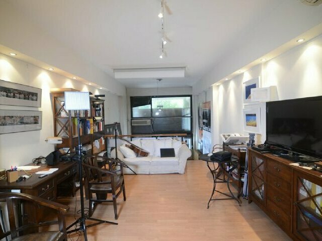 Commercial property for sale Sykies (Neapoli) Store 86 sq.m. renovated