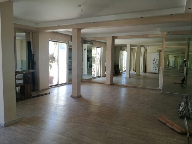 Commercial property for rent Pireas (Terpsithea) Hall 100 sq.m.