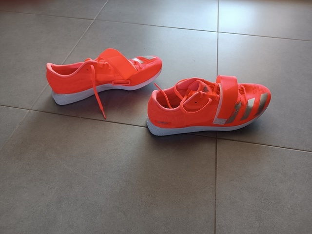 Εικόνα 1 από 3 - Αθλητικά Παπούτσια Adidas Adizero - Νομός Αττικής >  Υπόλοιπο Αττικής