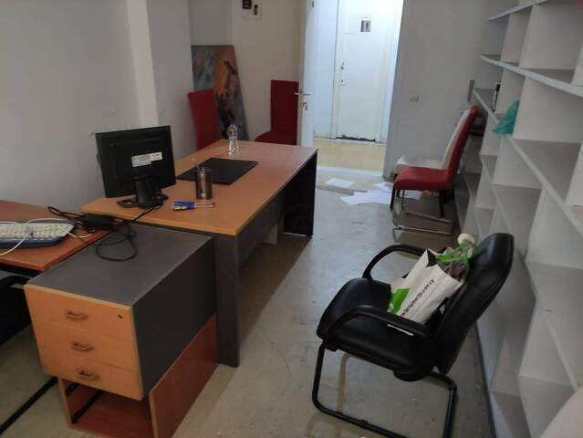 Πώληση επαγγελματικού χώρου Αθήνα (Ομόνοια) Γραφείο 19 τ.μ. ανακαινισμένο
