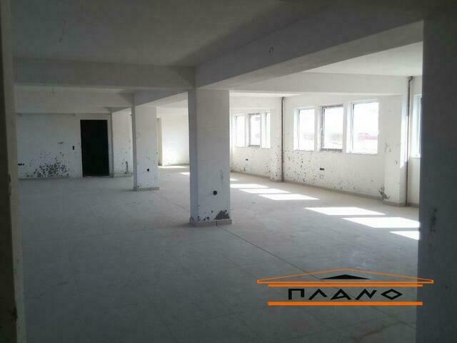 Commercial property for rent Pireas (Hippodamia Square) Office 440 sq.m. newly built