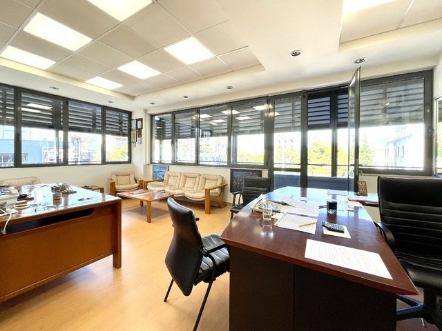 Commercial property for rent Lykovrysi (Center) Office 370 sq.m.