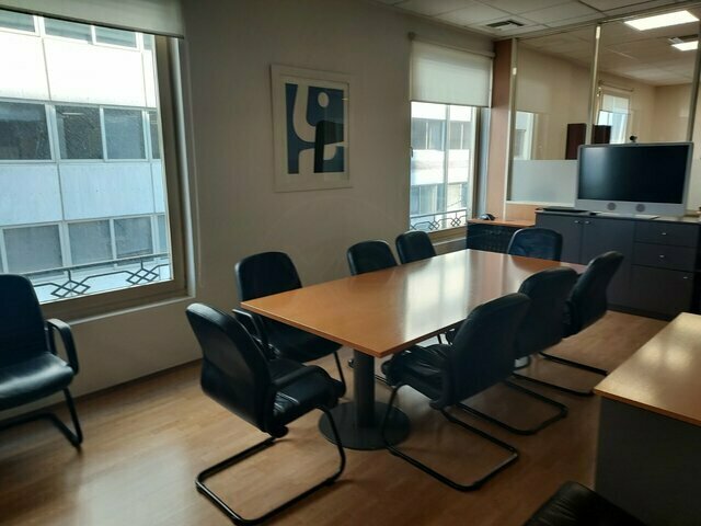 Commercial property for rent Pireas (Vrioni) Office 314 sq.m.