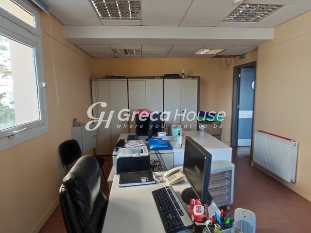 Commercial property for rent Athens (Rizoupoli) Building 763 sq.m. renovated