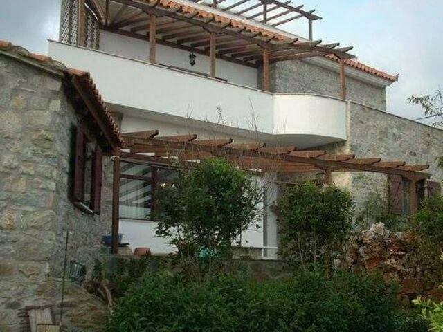 Πώληση κατοικίας Δύστος Μεζονέτα 208 τ.μ. επιπλωμένο ανακαινισμένο
