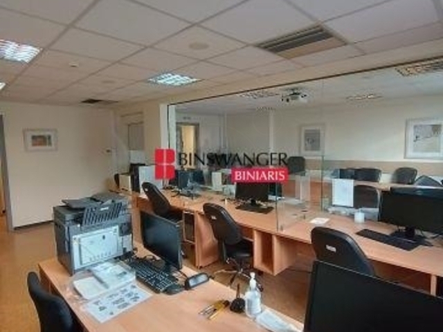 Commercial property for rent Athens (Center) Office 393 sq.m. renovated