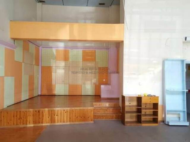 Commercial property for rent Thessaloniki (Ntepo) Store 220 sq.m.