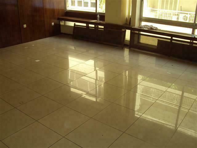 Commercial property for rent Athens (Kaniggos Square) Office 220 sq.m.