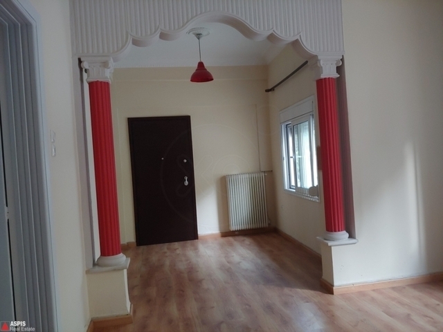 Home for rent Korydallos (Agia Varvara limits) Apartment 69 sq.m. renovated