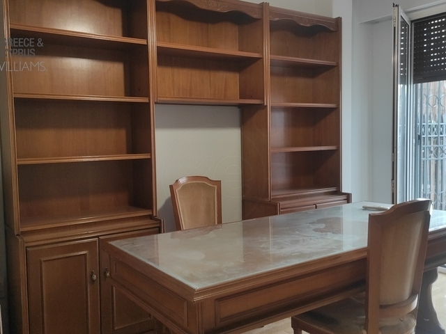 Commercial property for rent Athens (Kaniggos Square) Office 17 sq.m. furnished renovated