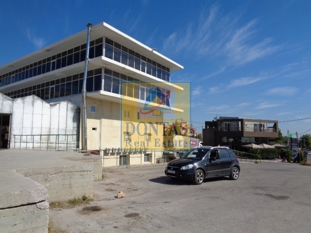 Propiedades comerciales en alquiler Acarnas (Panorama) Edificio 2.300 m²