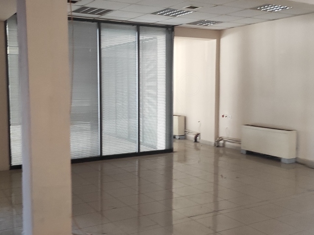 Ενοικίαση επαγγελματικού χώρου Περιστέρι (Τσαλαβούτα) Γραφείο 760 τ.μ. ανακαινισμένο