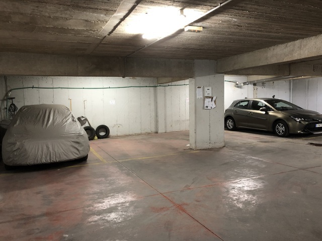 Parking for sale Athens (Kountouriotika) Underground parking 12 sq.m.