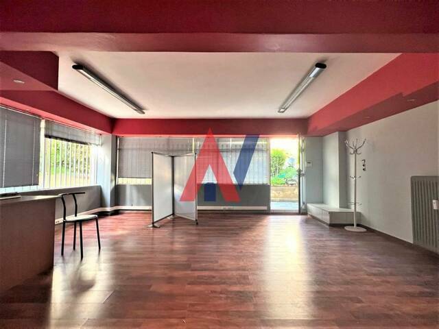 Commercial property for rent Chalandri (Rizareios) Office 80 sq.m. renovated