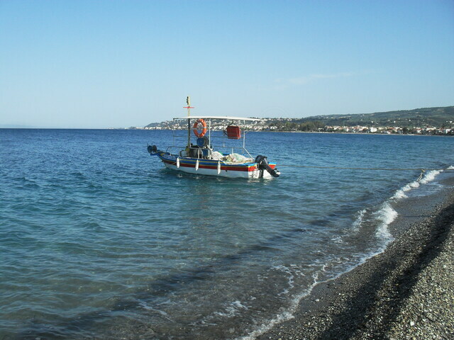 Εικόνα 1 από 2 - Σκάφη A. HELLAS Αλιευτικό - Πελοπόννησος >  Ν. Κορίνθου