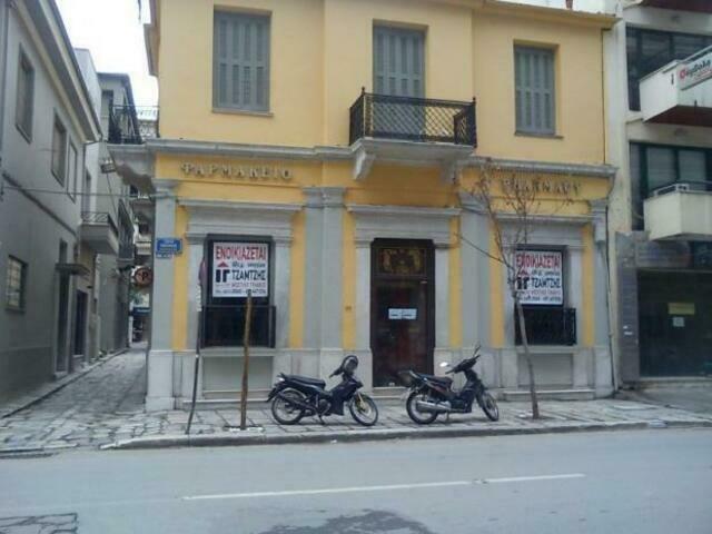 Commercial property for rent Volos Store 68 sq.m. renovated