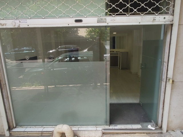 Commercial property for rent Athens (Amerikis Square) Store 72 sq.m.