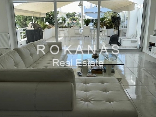Home for rent Vouliagmeni (Center) Maisonette 157 sq.m. furnished renovated