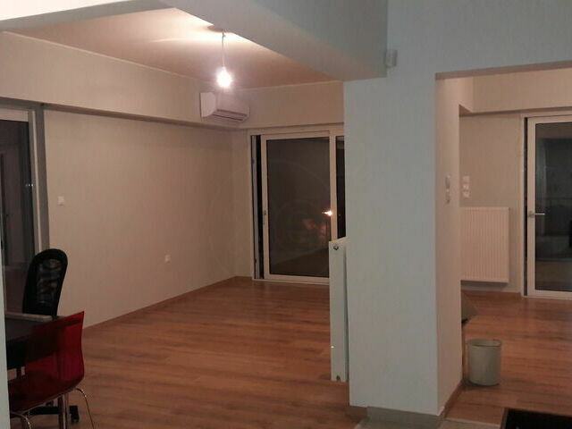 Home for rent Palaio Faliro (Flisvos) Apartment 105 sq.m. renovated